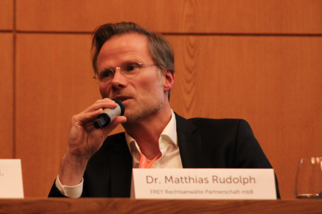 E9523437 D476 42BF 9394 07A29A8F454C